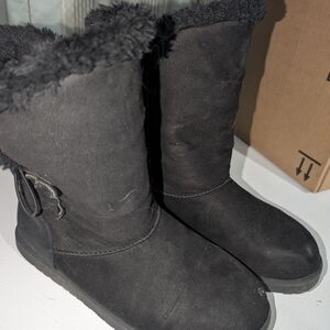 SO Black Fleece-Lined Winter Boots
